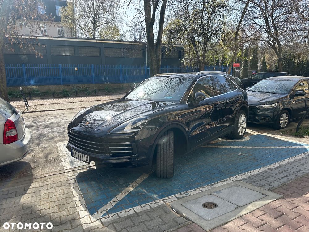 Porsche Cayenne Standard - 29