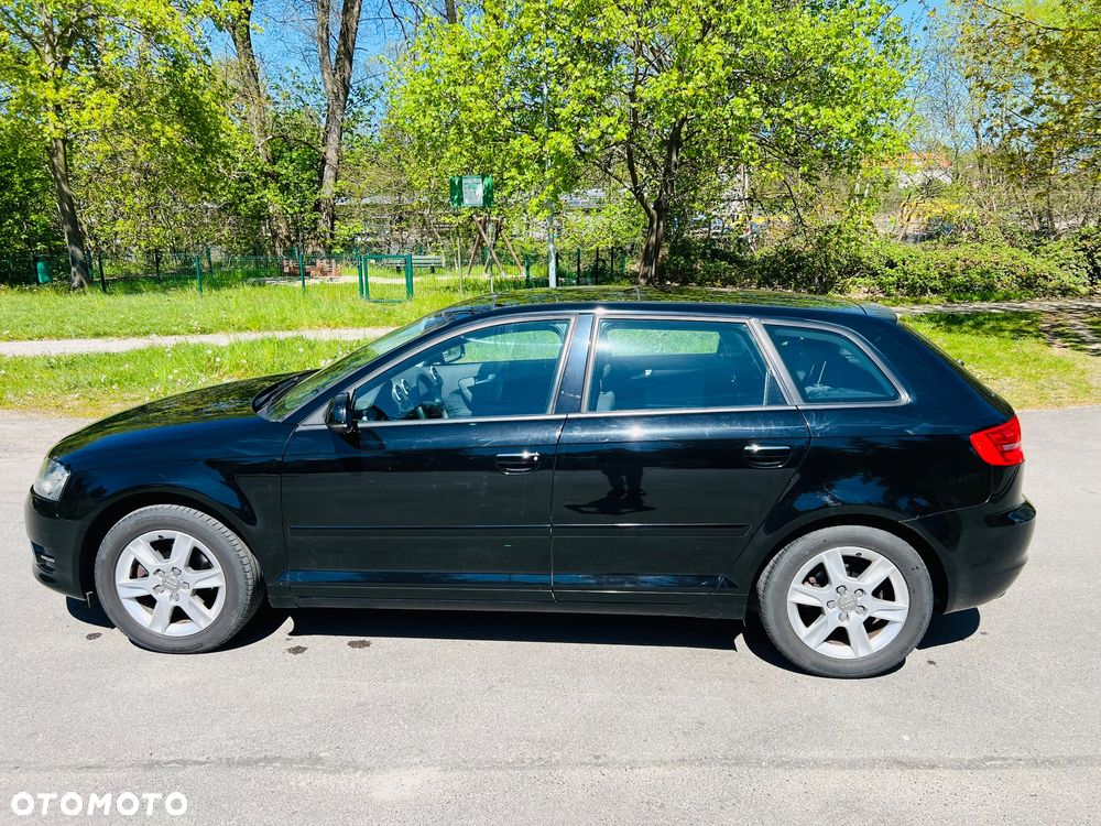 Audi A3 Sportback 1.6 Ambiente - 5