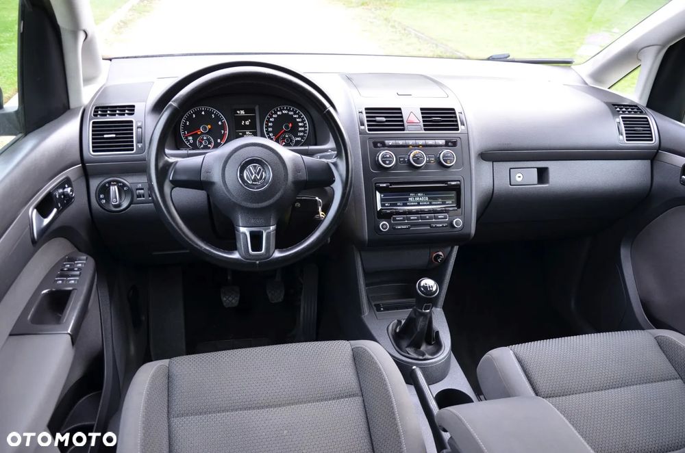 Volkswagen Touran 1.4 TSI MATCH - 18