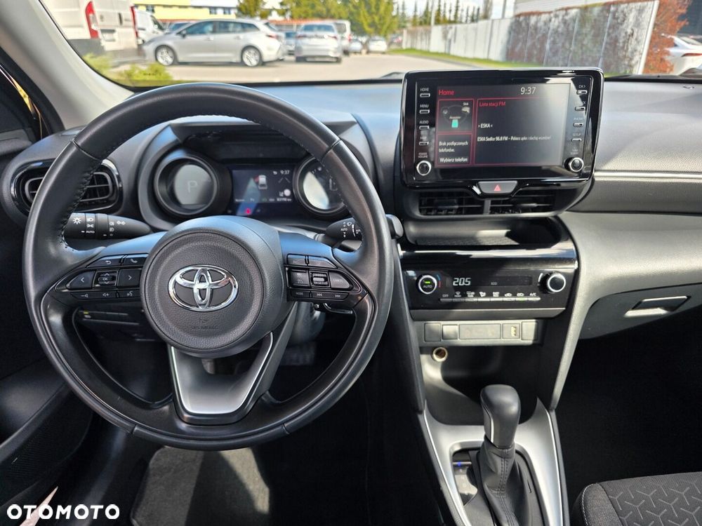 Toyota Yaris Cross Hybrid 1.5 Comfort - 32