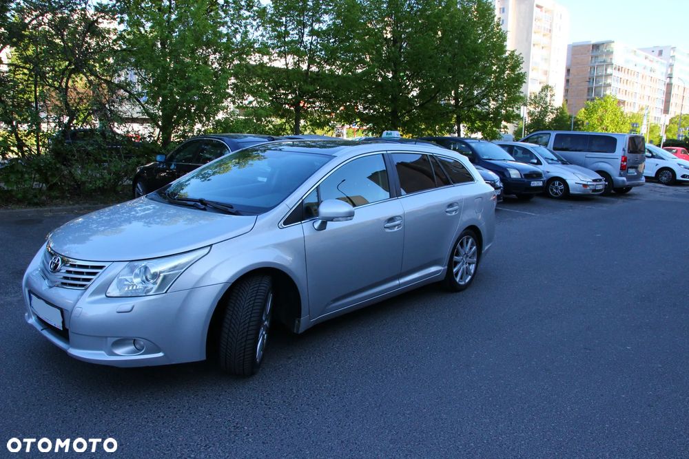 Toyota Avensis 2.0 Prestige NAVI - 27