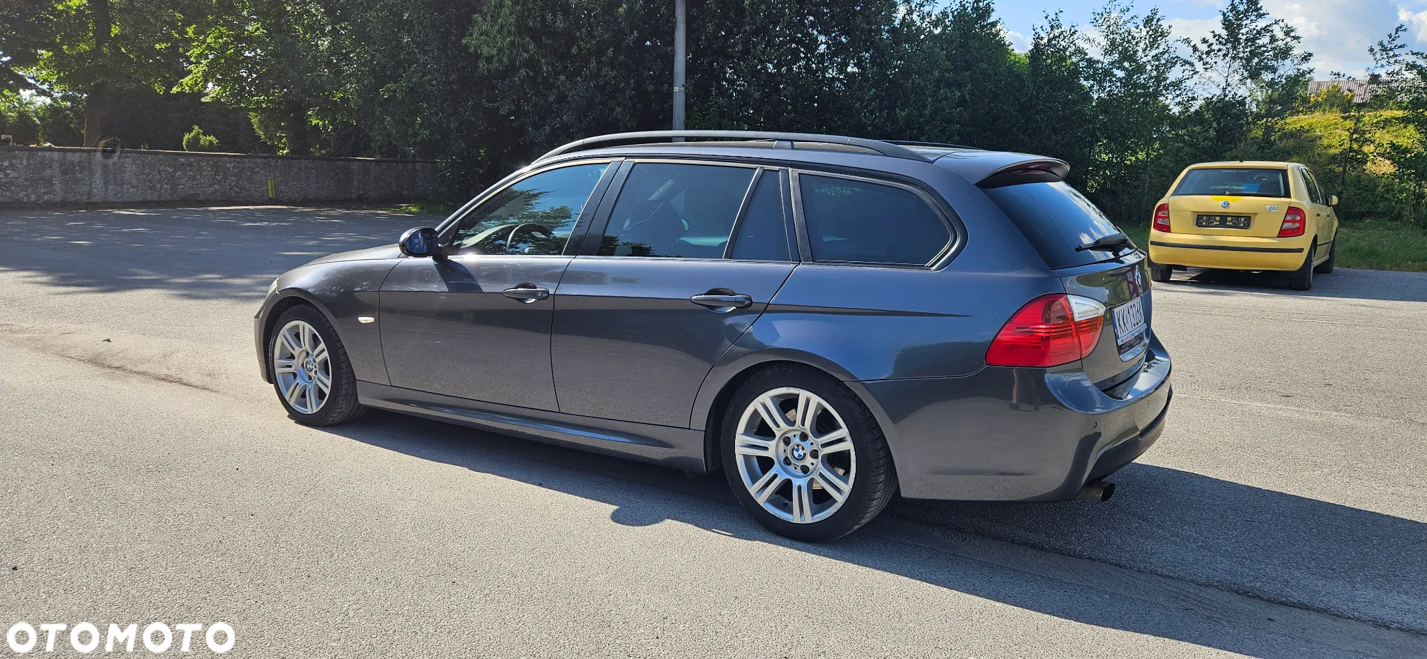 BMW Seria 3 320i - 4