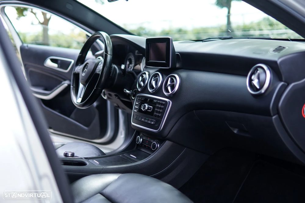 Mercedes-Benz A 180 CDI 7G-DCT Urban - 32