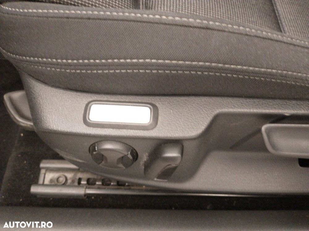 Volkswagen Passat 1.5 TSI OPF Comfortline - 12