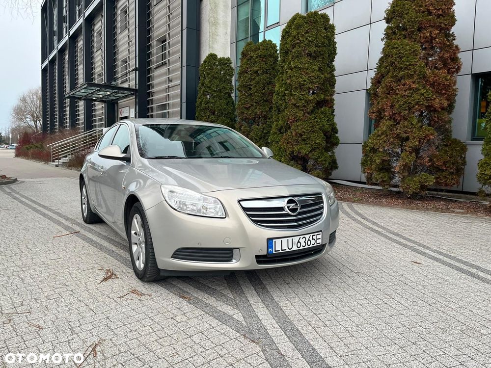 Opel Insignia 1.8 Elegance - 2