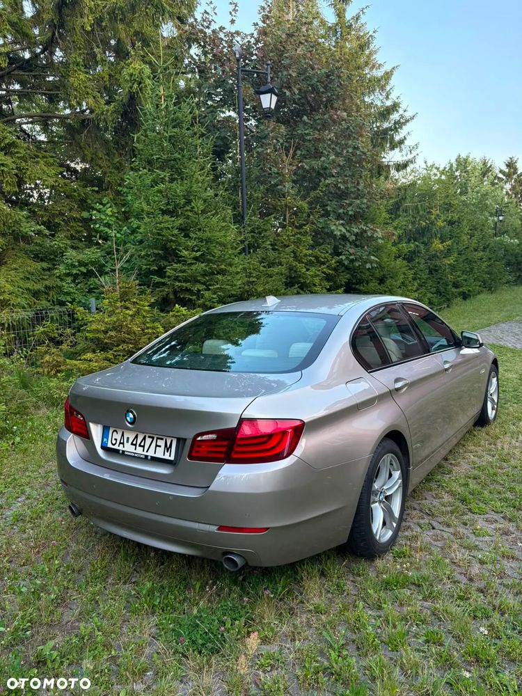 BMW Seria 5 535d - 12