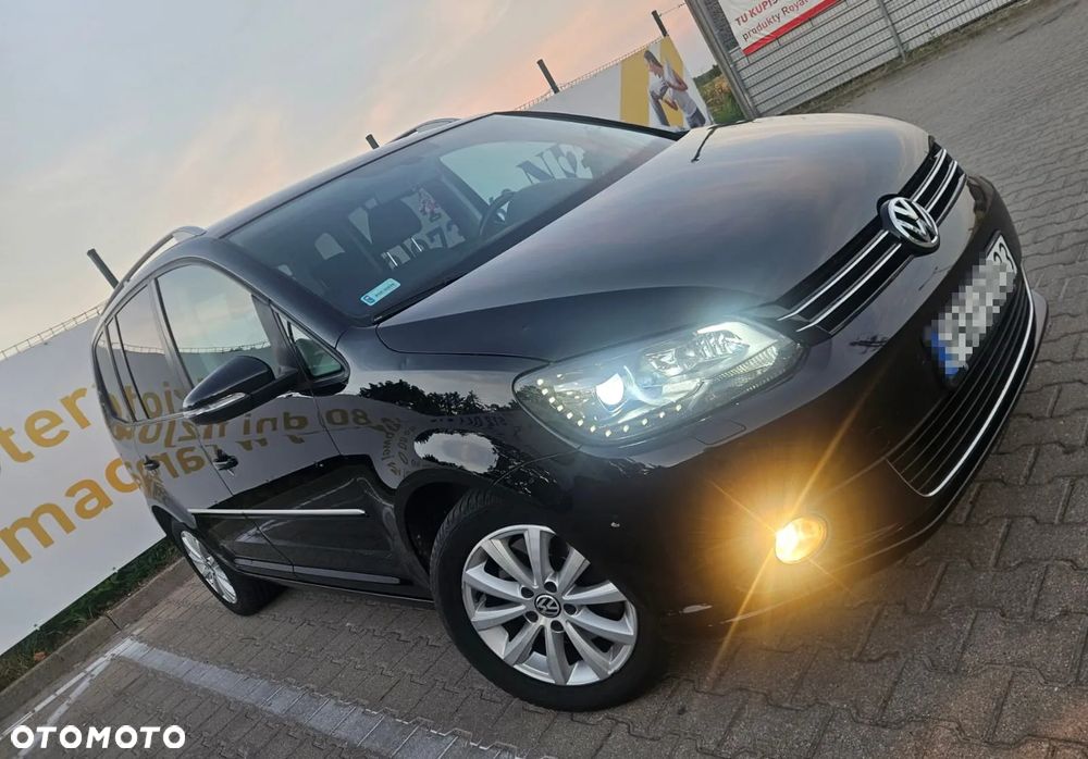 Volkswagen Touran 2.0 TDI DPF Highline - 9