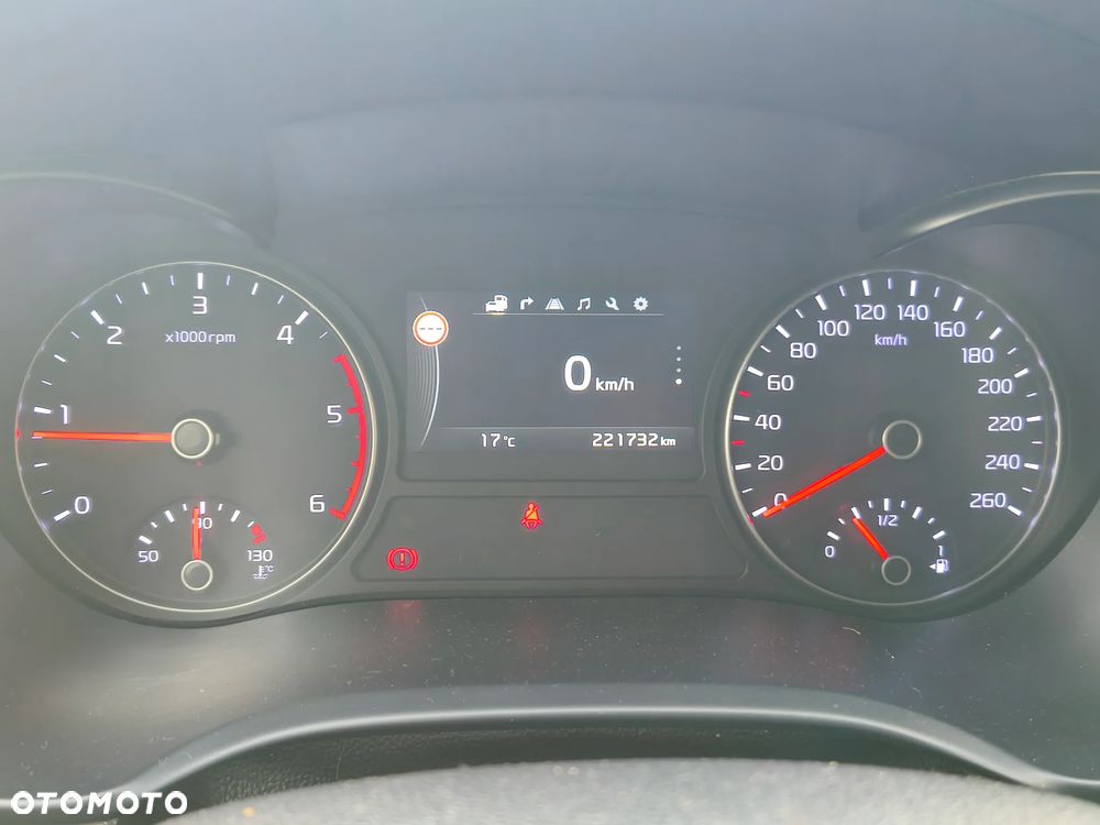 Kia Optima - 34