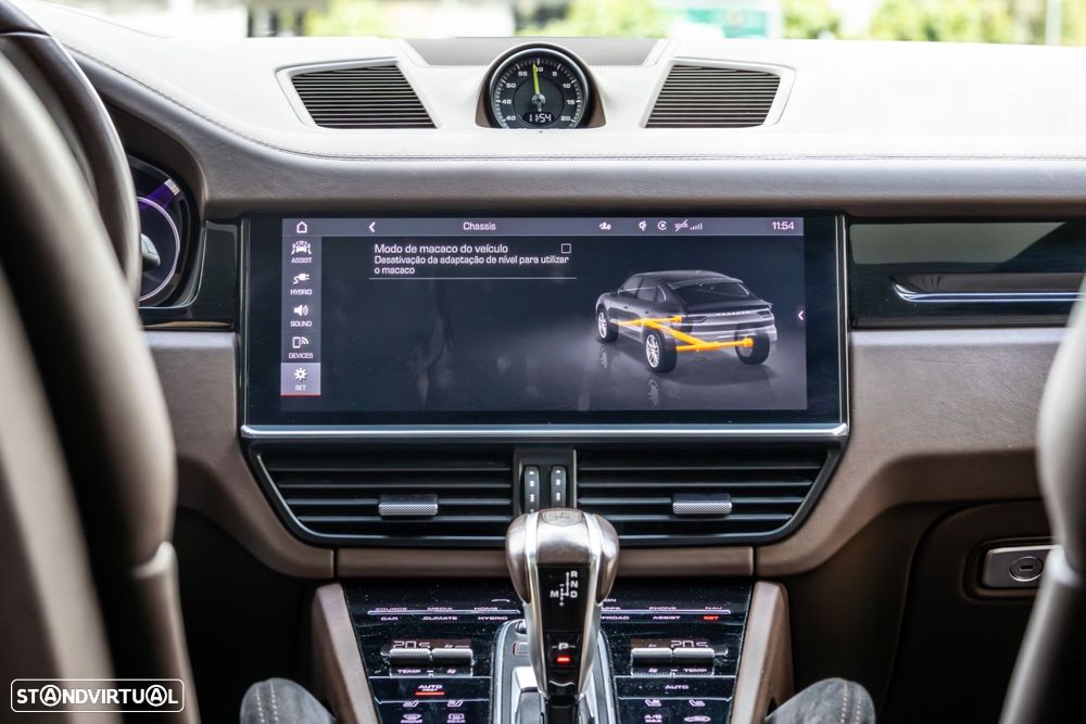 Porsche Cayenne Coupé E-Hybrid - 59