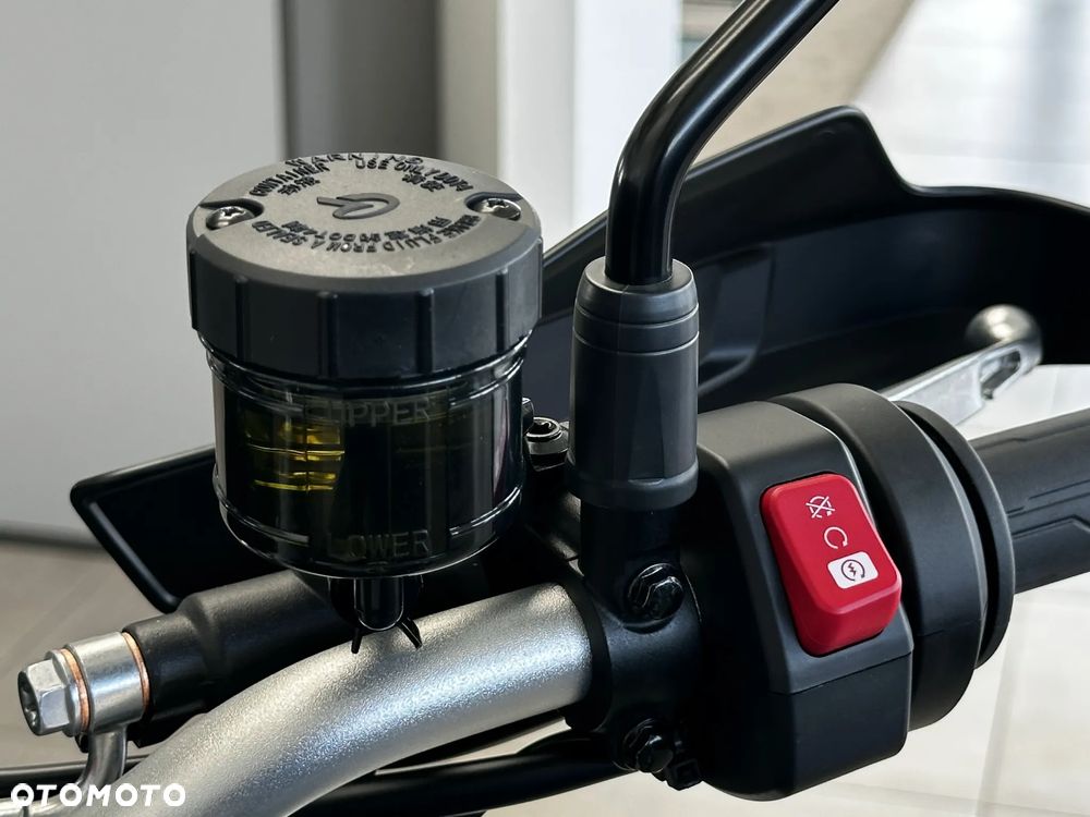 KOVE 800X Touring - 17