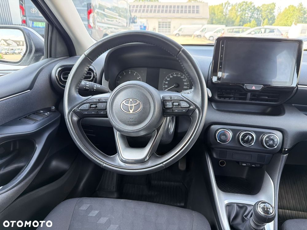 Toyota Yaris 1.5 Comfort - 12
