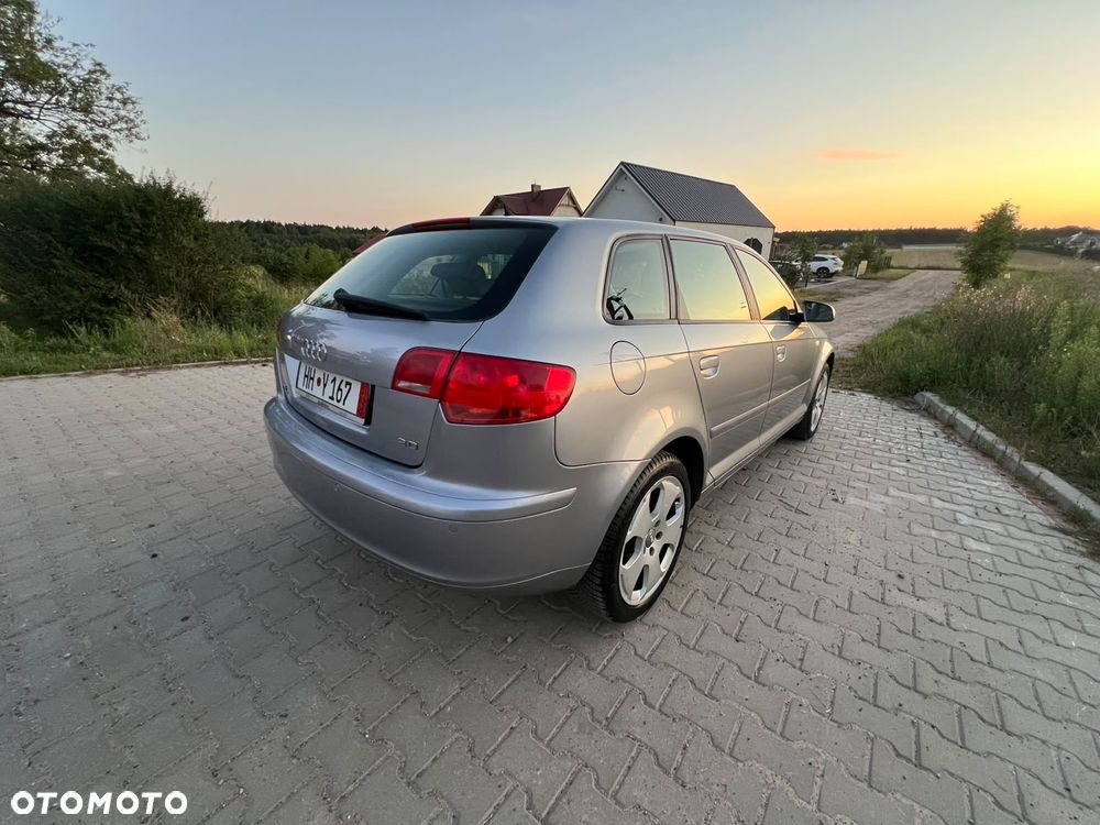 Audi A3 Sportback - 3