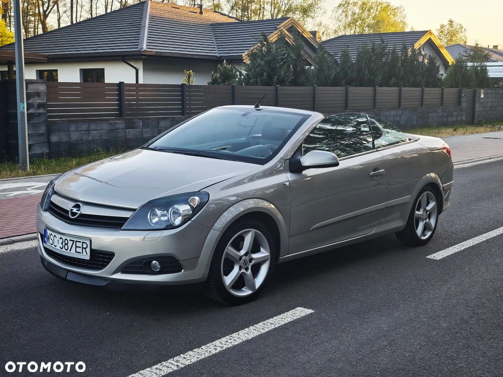 Opel Astra 1.6 Cosmo - 1