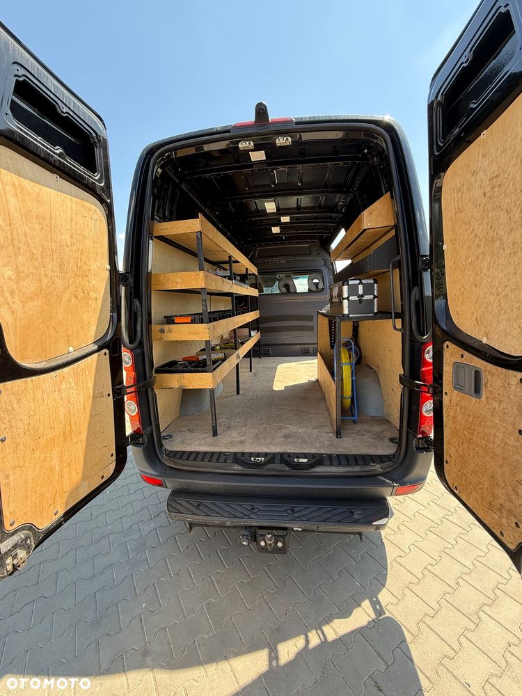 Volkswagen Crafter - 2