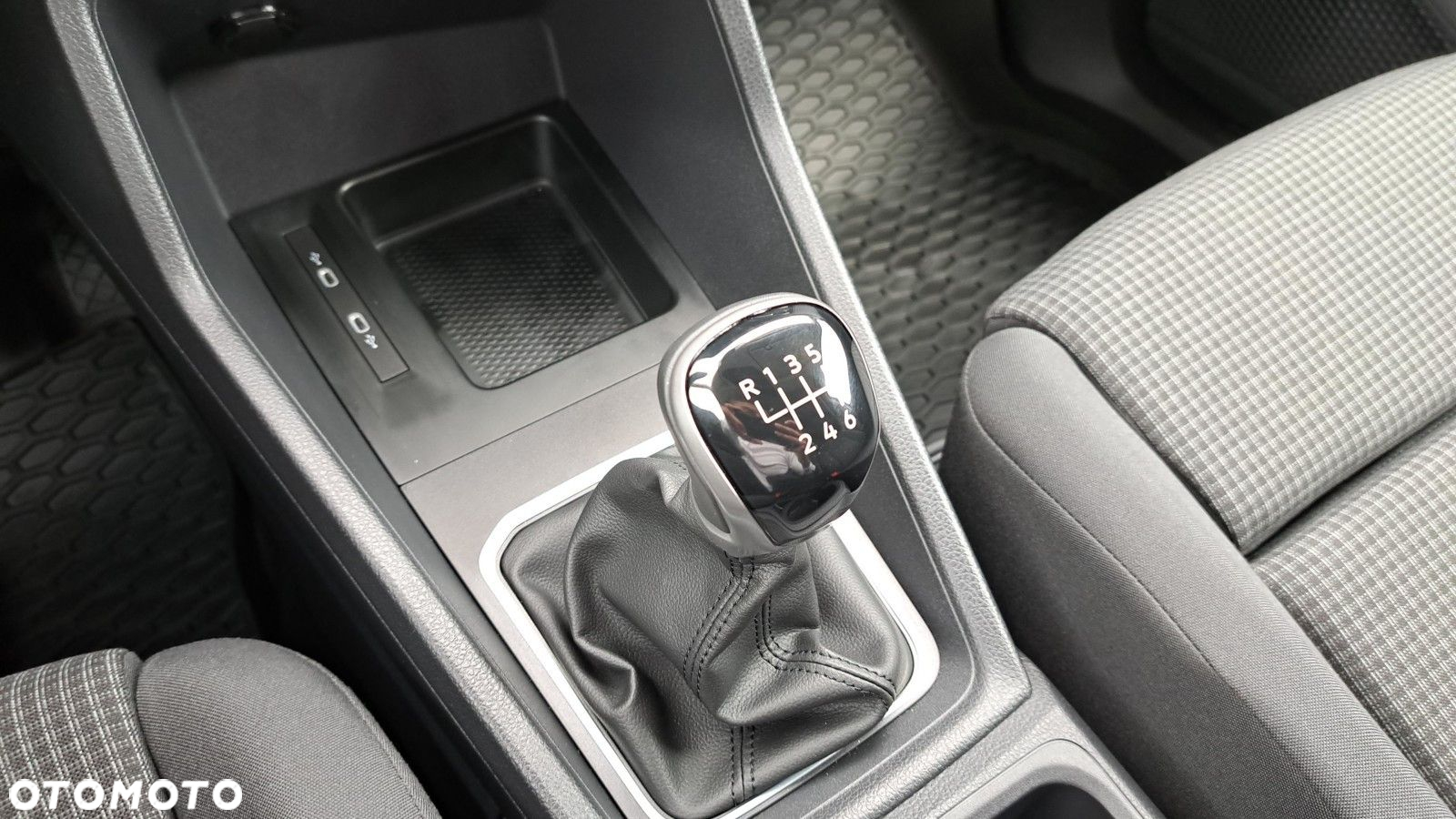 Volkswagen Caddy Cargo - 29