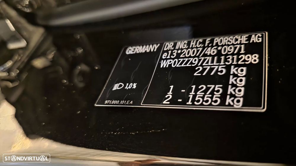 Porsche Panamera 4 E-Hybrid - 49