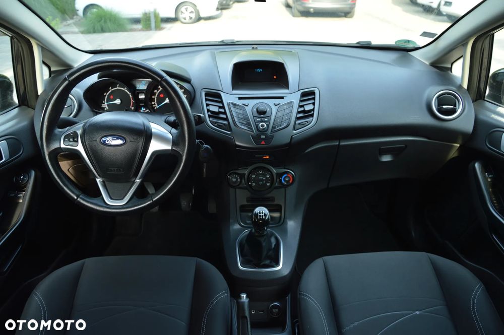 Ford Fiesta 1.25 Ambiente - 17