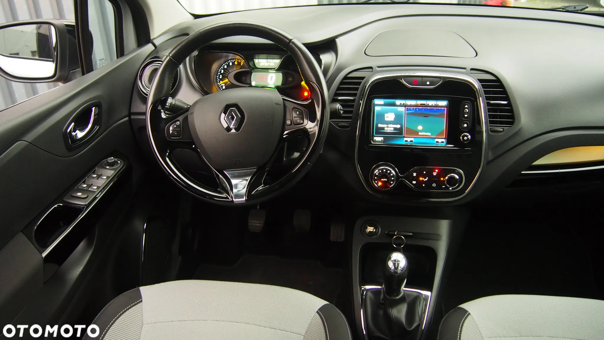 Renault Captur 0.9 Energy TCe Life EU6 - 5