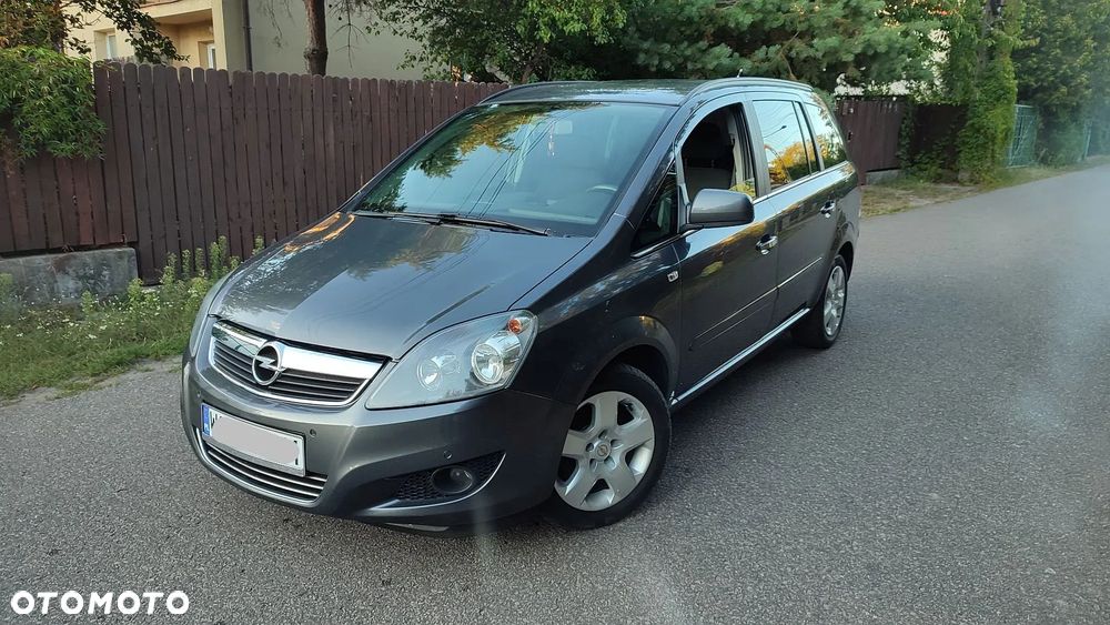 Opel Zafira 1.8 Family - 1
