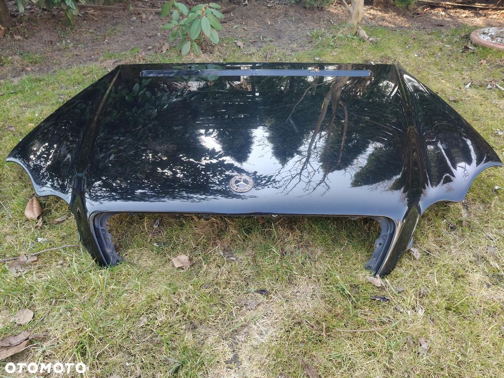 MERCEDES W203 C-KLASA MASKA przednia przód 040 W Kolor Czarna - 1
