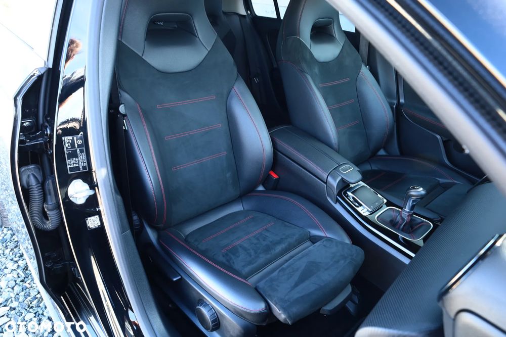 Mercedes-Benz Klasa A 200 AMG Line - 36