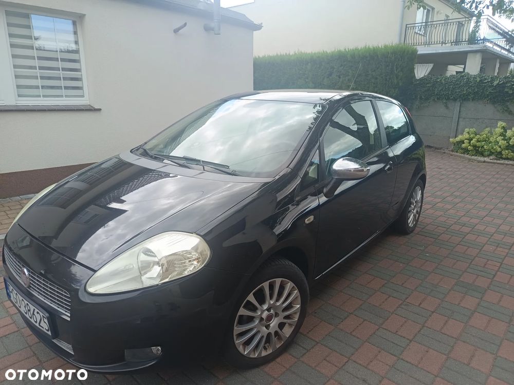 Fiat Grande Punto - 11