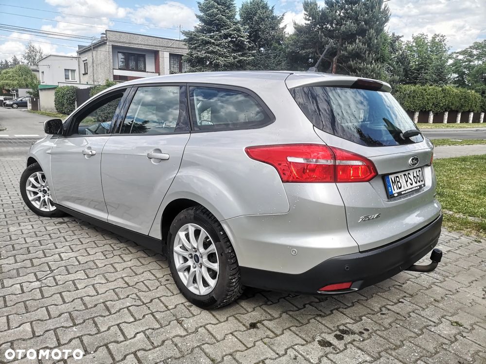 Ford Focus 1.0 EcoBoost Active Business - 4