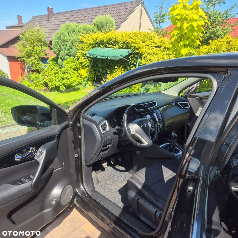 Nissan Qashqai 1.6 dCi 4 x 4 DPF Start/Stop tekna - 12