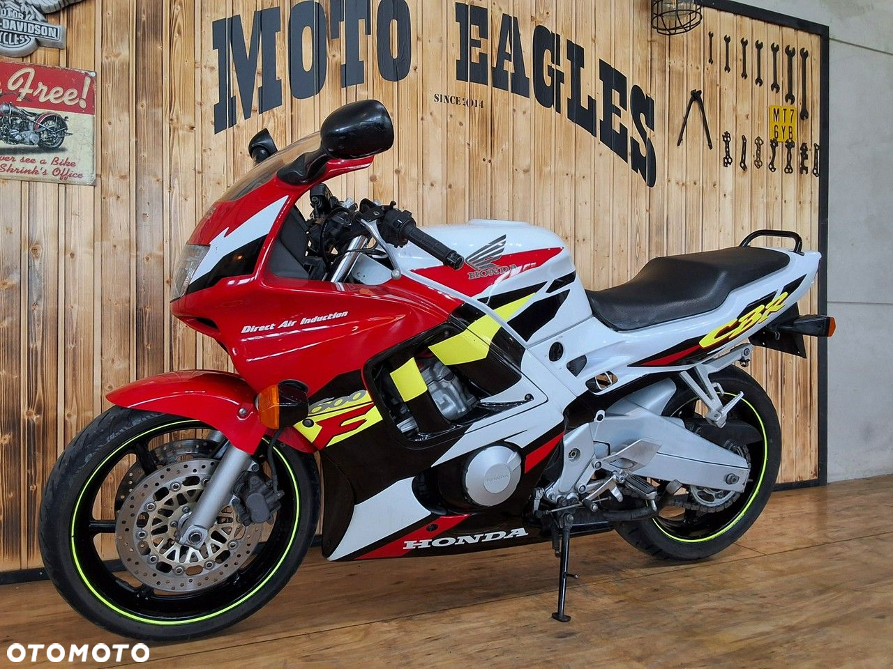 Honda CBR - 11