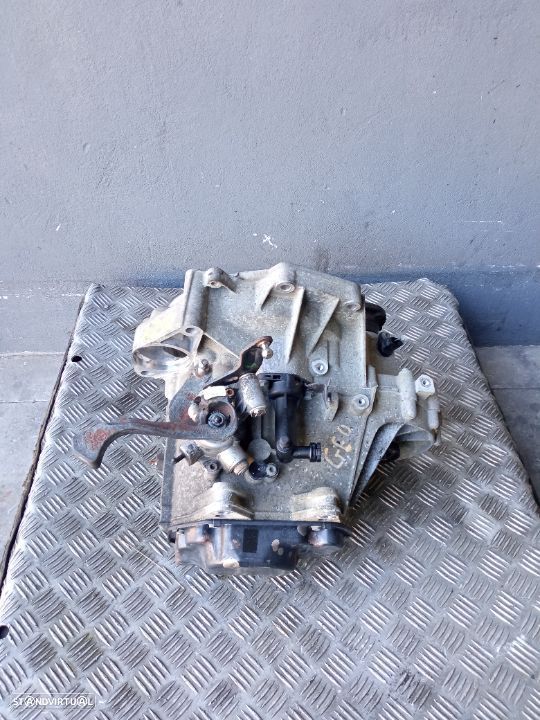 Caixa de velocidades Volkswagen Polo 1.2 12V REF: GEU (Seat Ibiza 1.2 Gasolina) - 4