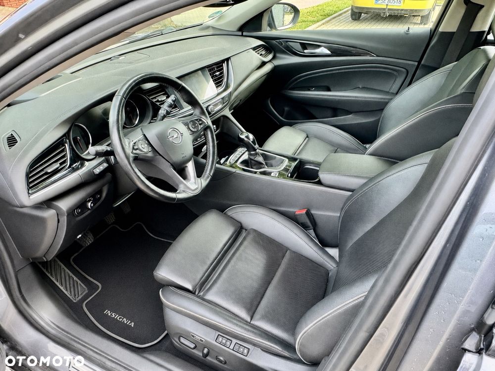 Opel Insignia - 8