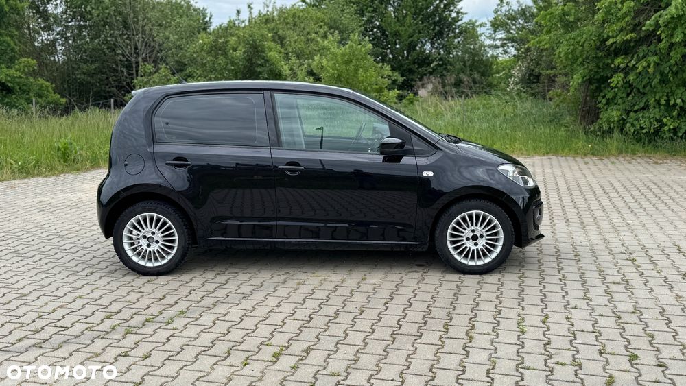 Volkswagen up! - 4