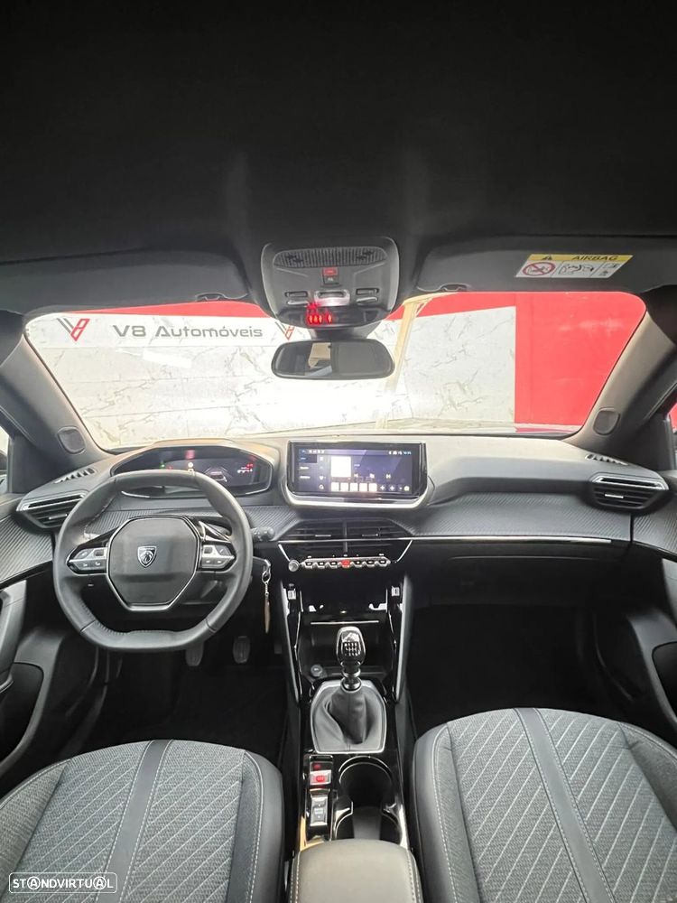Peugeot 2008 1.2 PureTech Allure - 6
