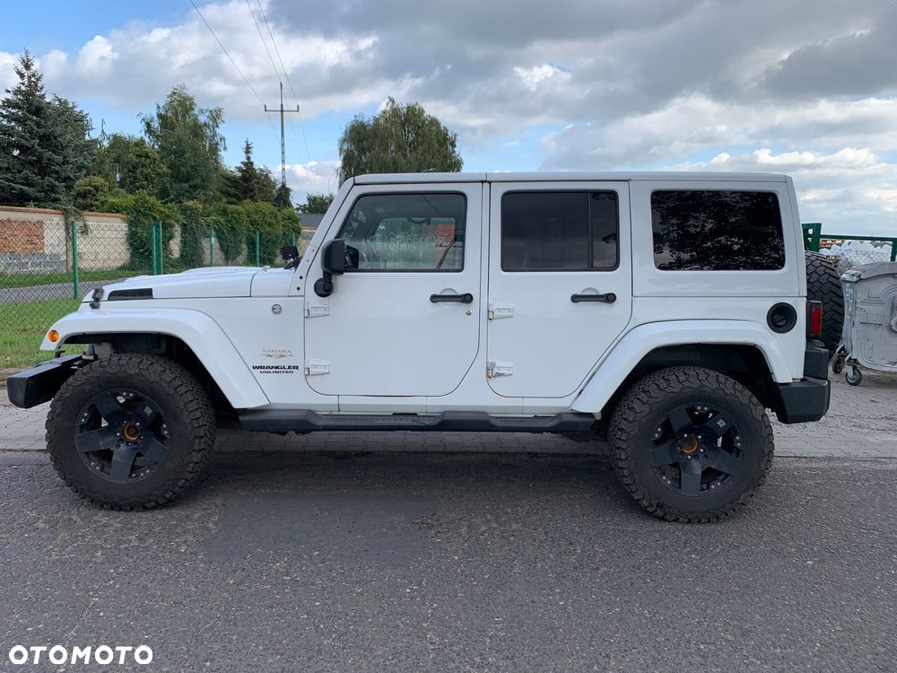 Jeep Wrangler Unlimited Hard-Top 3.6 Automatik Sahara - 13