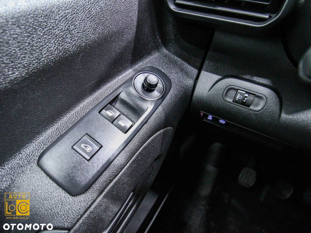 Citroën BERLINGO FURGON LONG L2 - 23