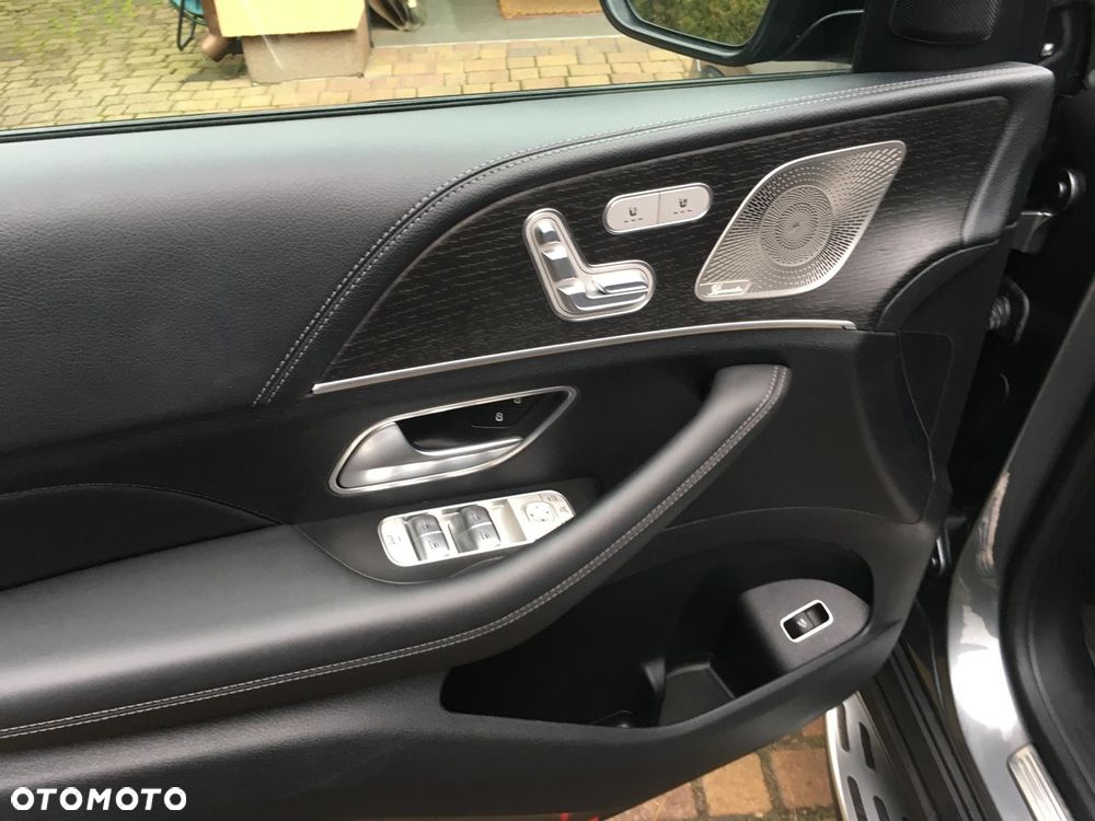 Mercedes-Benz GLE 350 e 4Matic 9G-TRONIC AMG Line - 13