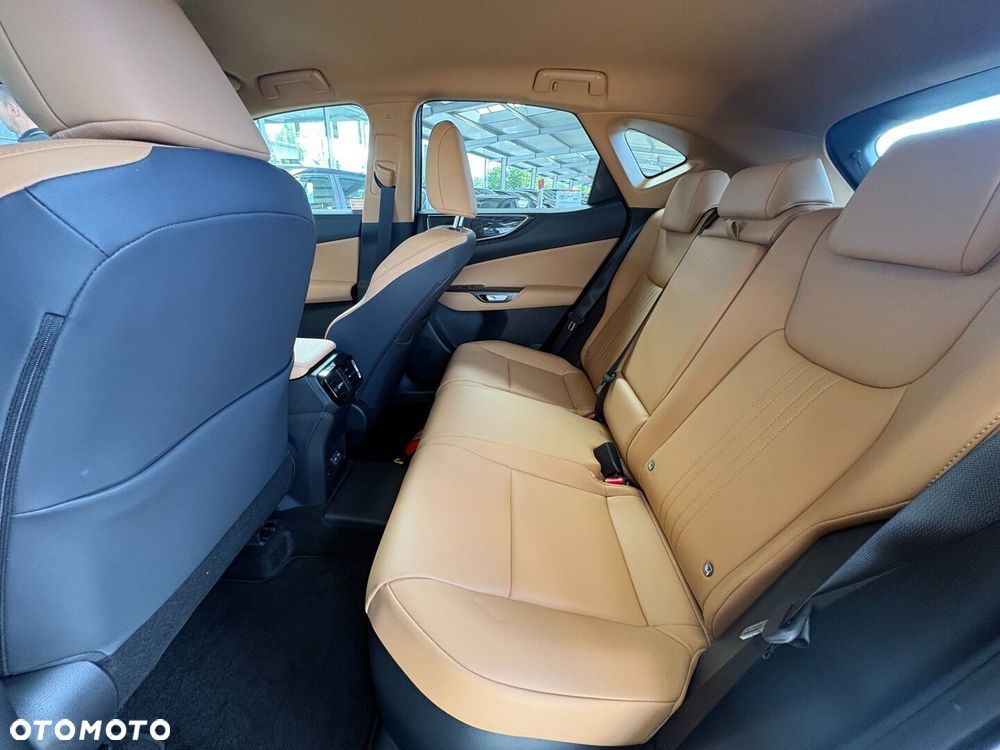 Lexus NX - 8