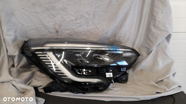 LAMPA PRZEDNIA PRAWA RENAULT CLIO 5 V FULL LED