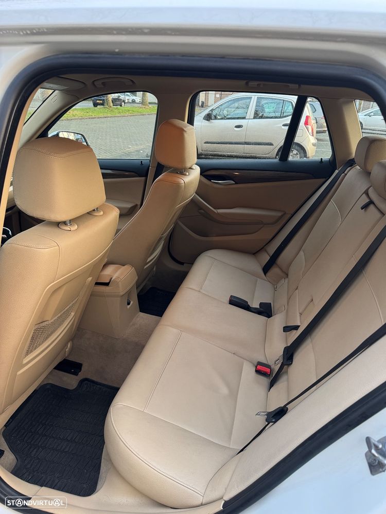 BMW X1 xDrive28i Aut. - 10