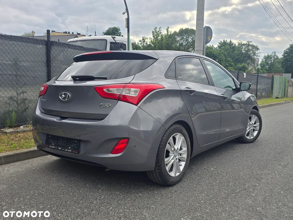 Hyundai i30 1.6 Style - 15