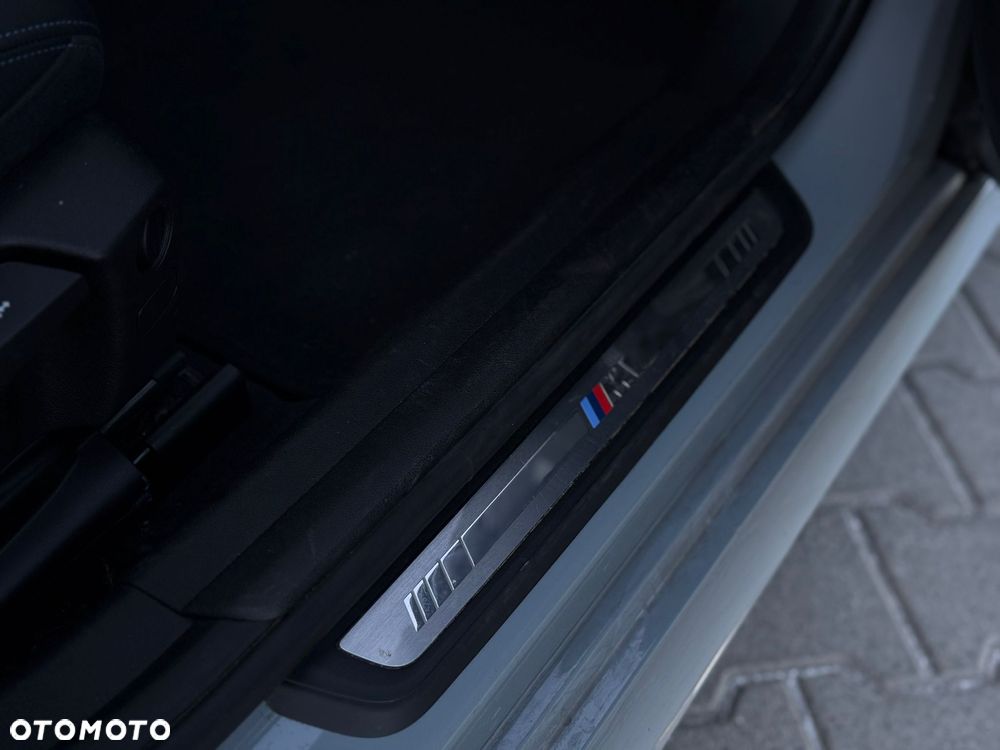 BMW Seria 3 320d xDrive - 32