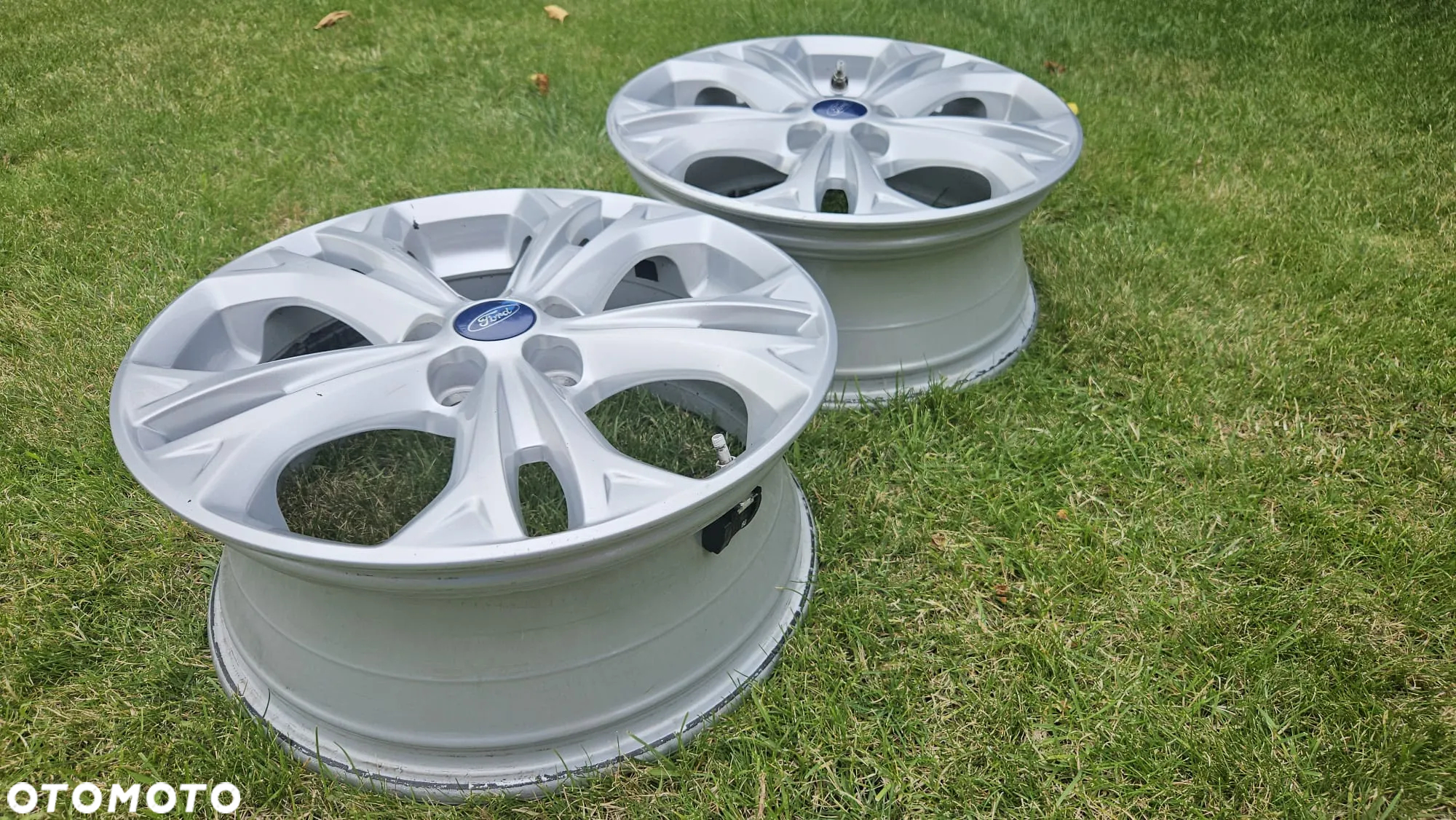 2x Felgi aluminiowe 17" m.in. Ford S-Max - 4