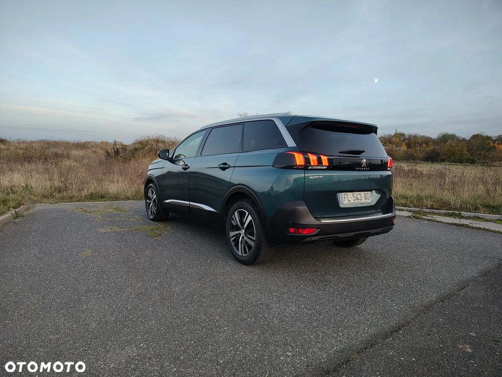 Peugeot 5008 ver-1-5-bluehdi-allure-pack-s-s-eat8 - 23