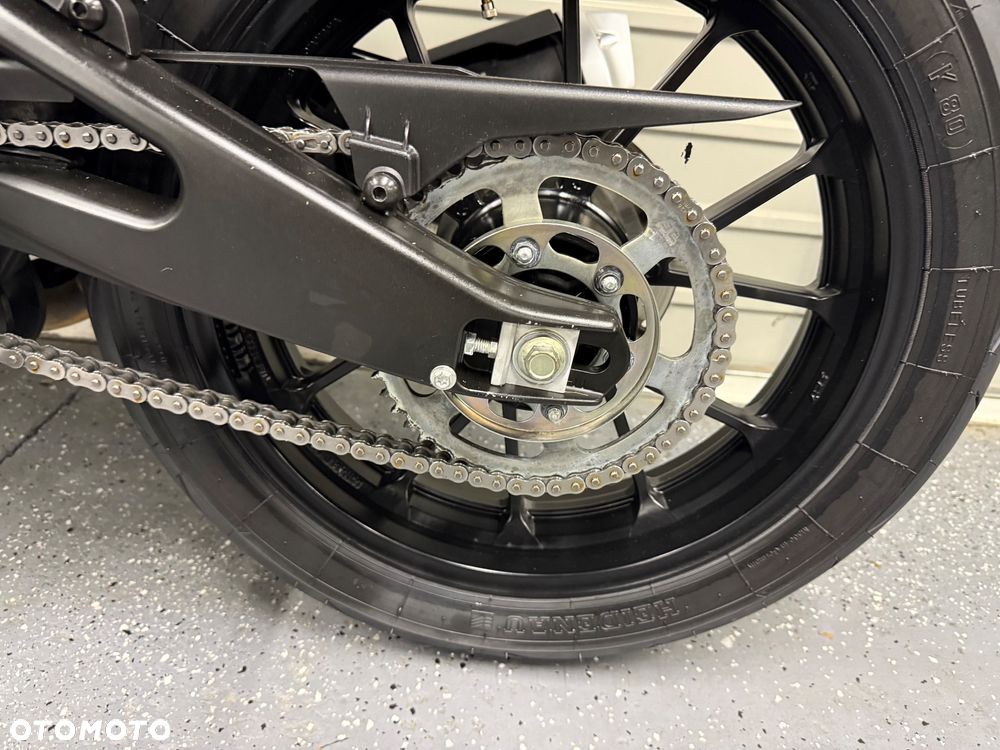 Yamaha MT - 14