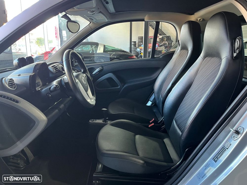 Smart ForTwo Coupé 1.0 mhd Pulse 71 Softouch - 28