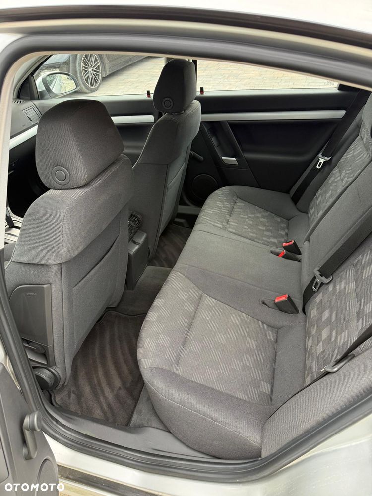 Opel Vectra 2.2 Elegance ActiveSelect - 25