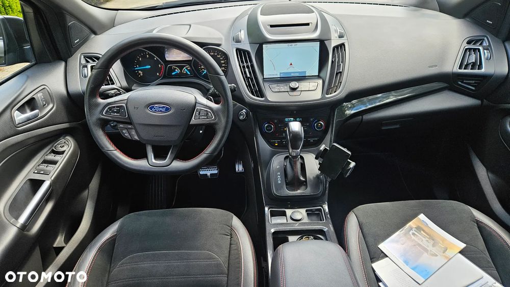 Ford Kuga 2.0 TDCi 4x4 ST-Line - 12