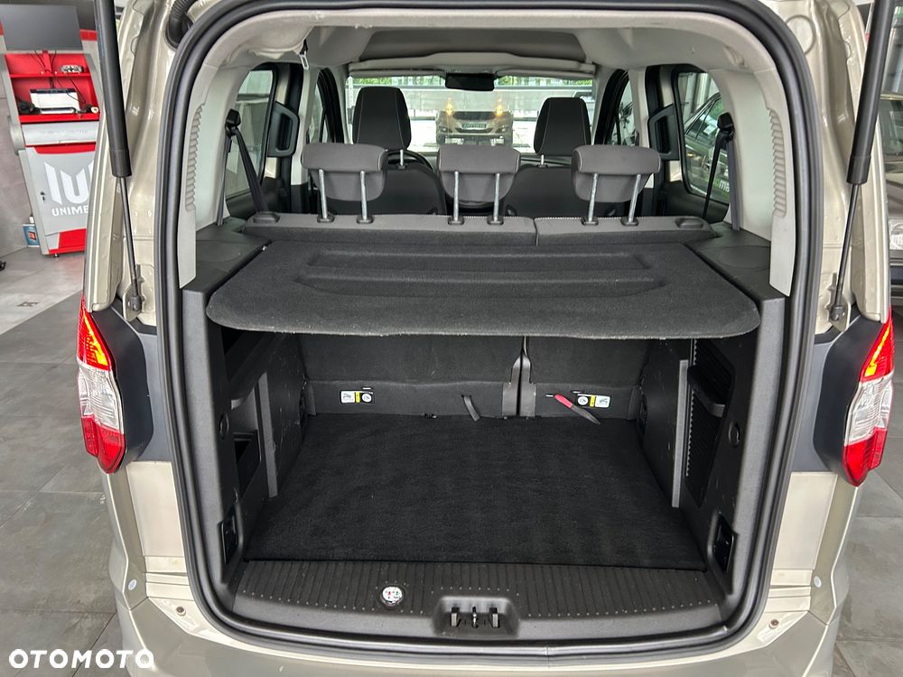 Ford Tourneo Courier 1.0 EcoBoost S&S Ambiente - 24