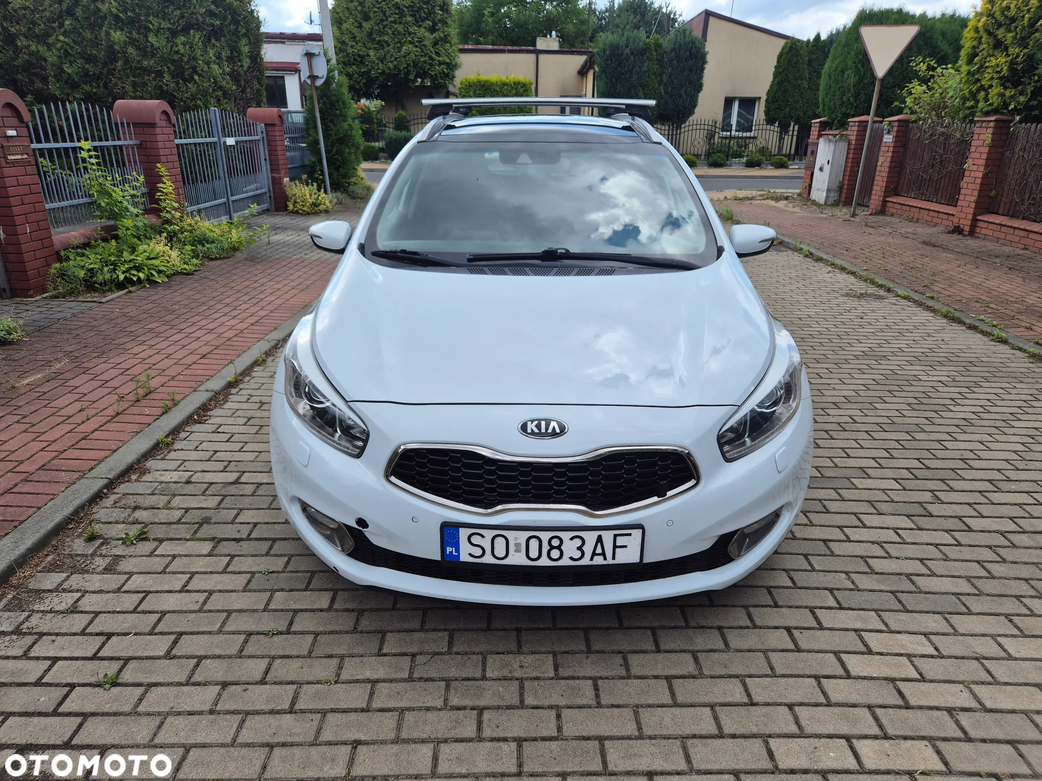 Kia Ceed - 14
