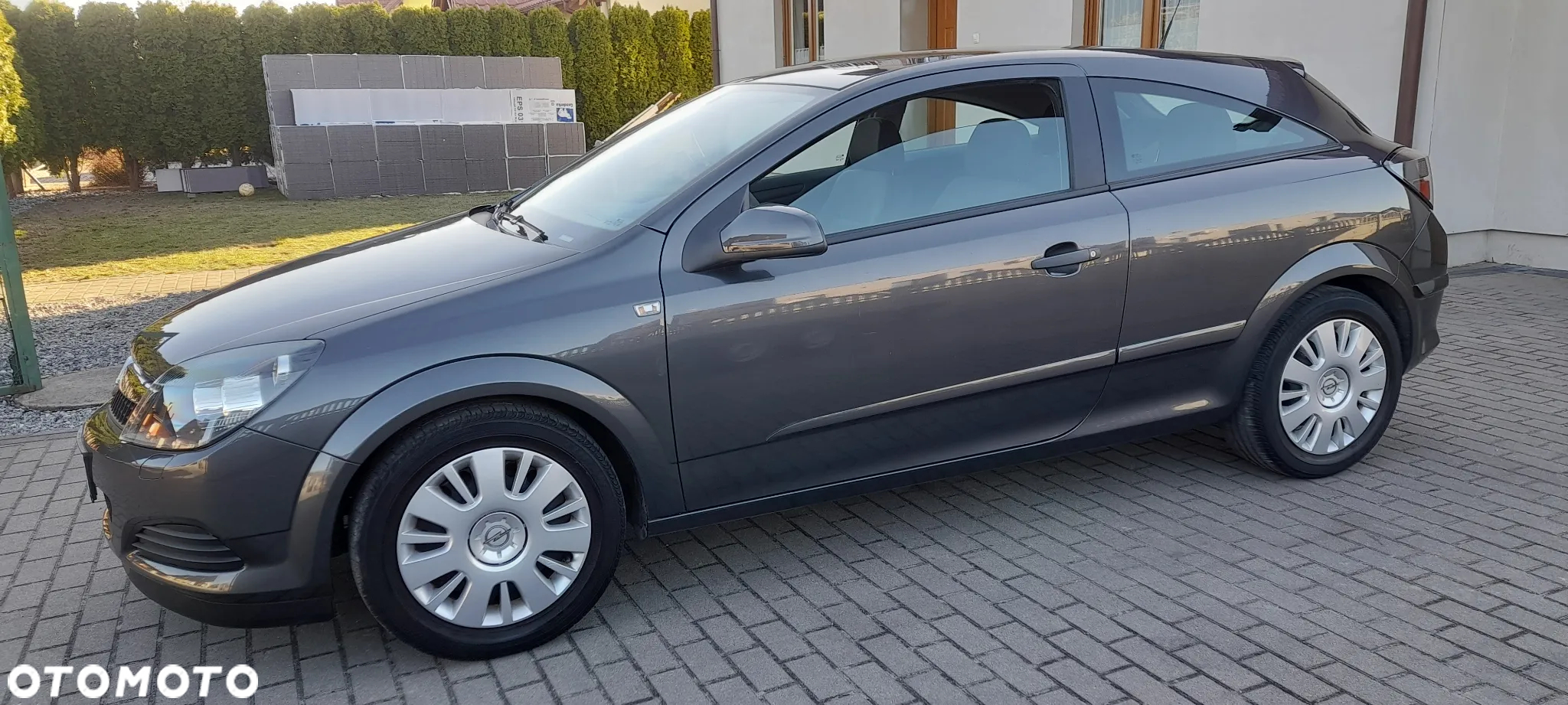 Opel Astra GTC 1.4 - 2